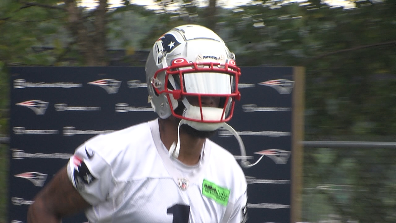 Patriots WR DeVante Parker shines at camp for New England