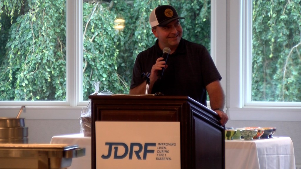 875g0755mov15 16 28 16still001