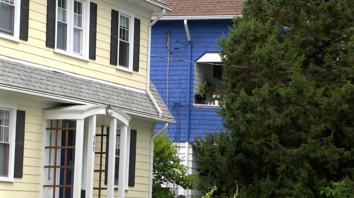 McKee signs bills aimed at addressing Rhode Island's housing crisis ABC6