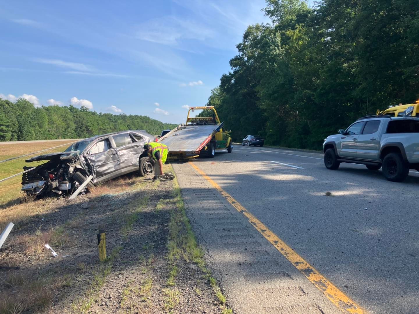 Crash in Lakeville leaves cars mangled ABC6