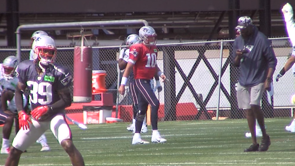 69428 Sot Pats Steelers Wed Prep Sot Ncoit00 00 10 46still001