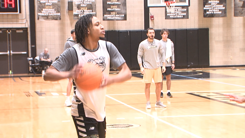 51 Bryant Vostill001