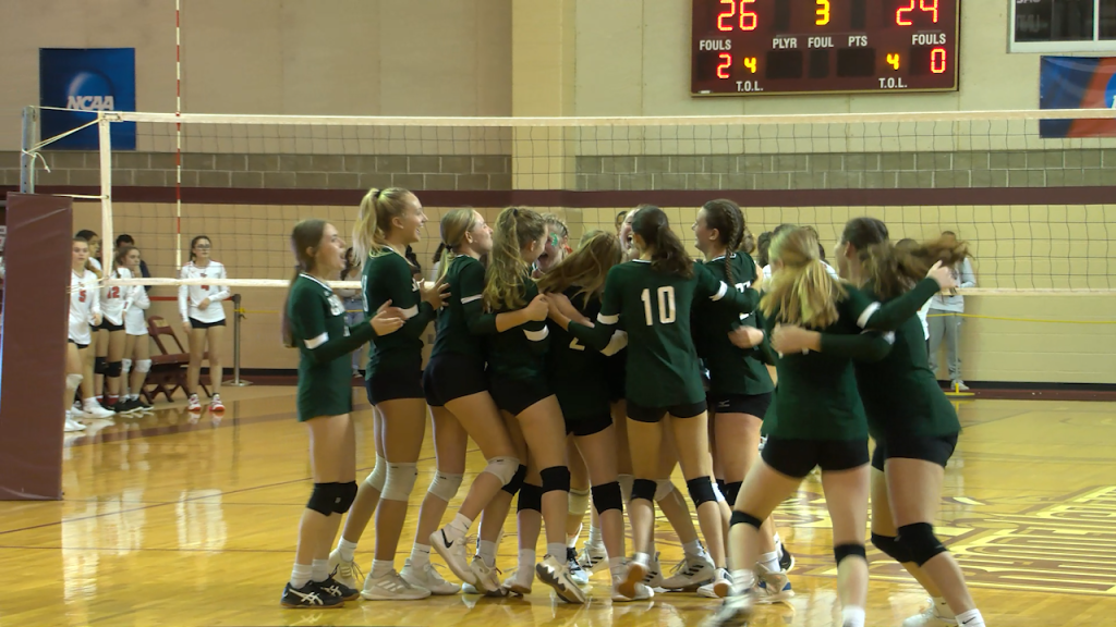 79116 Sot D2 Gvb Chariho Ep S Isteele00 00 15 53still001