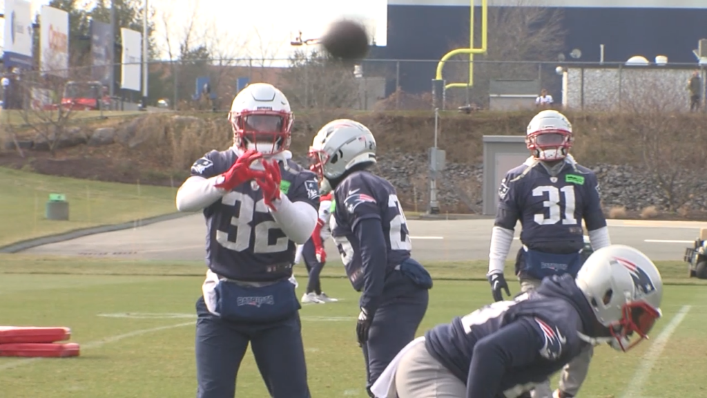 Pats Thurs 12 22
