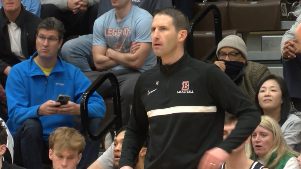 90375 Vo Brown Cornell Mbb Rv Isteele00 00 01 38still001