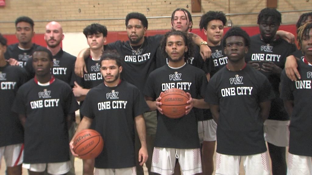 90155 Vo Tolman Tiverton Bbb V Isteele Tria00 00 03 52still001