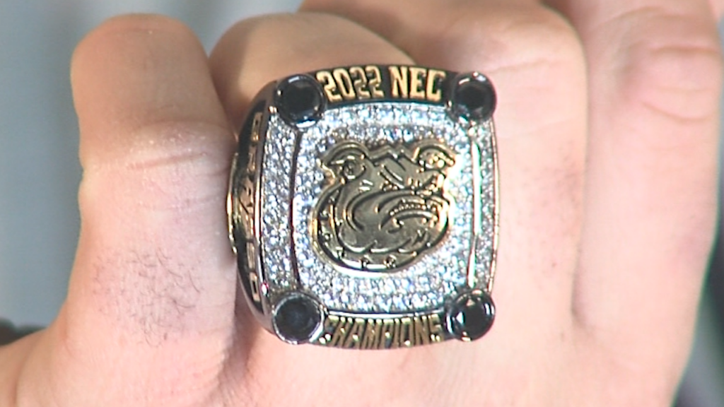 92758 Sot Bryant S Unh Ae Prep Isteele00 00 30 28still002