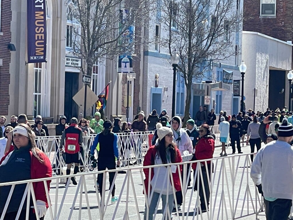 New Bedford hosts annual half-marathon | ABC6