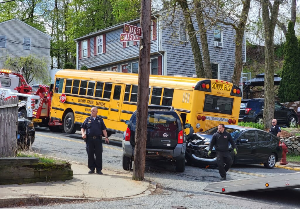 Bus carrying students involved in Woonsocket crash | ABC6