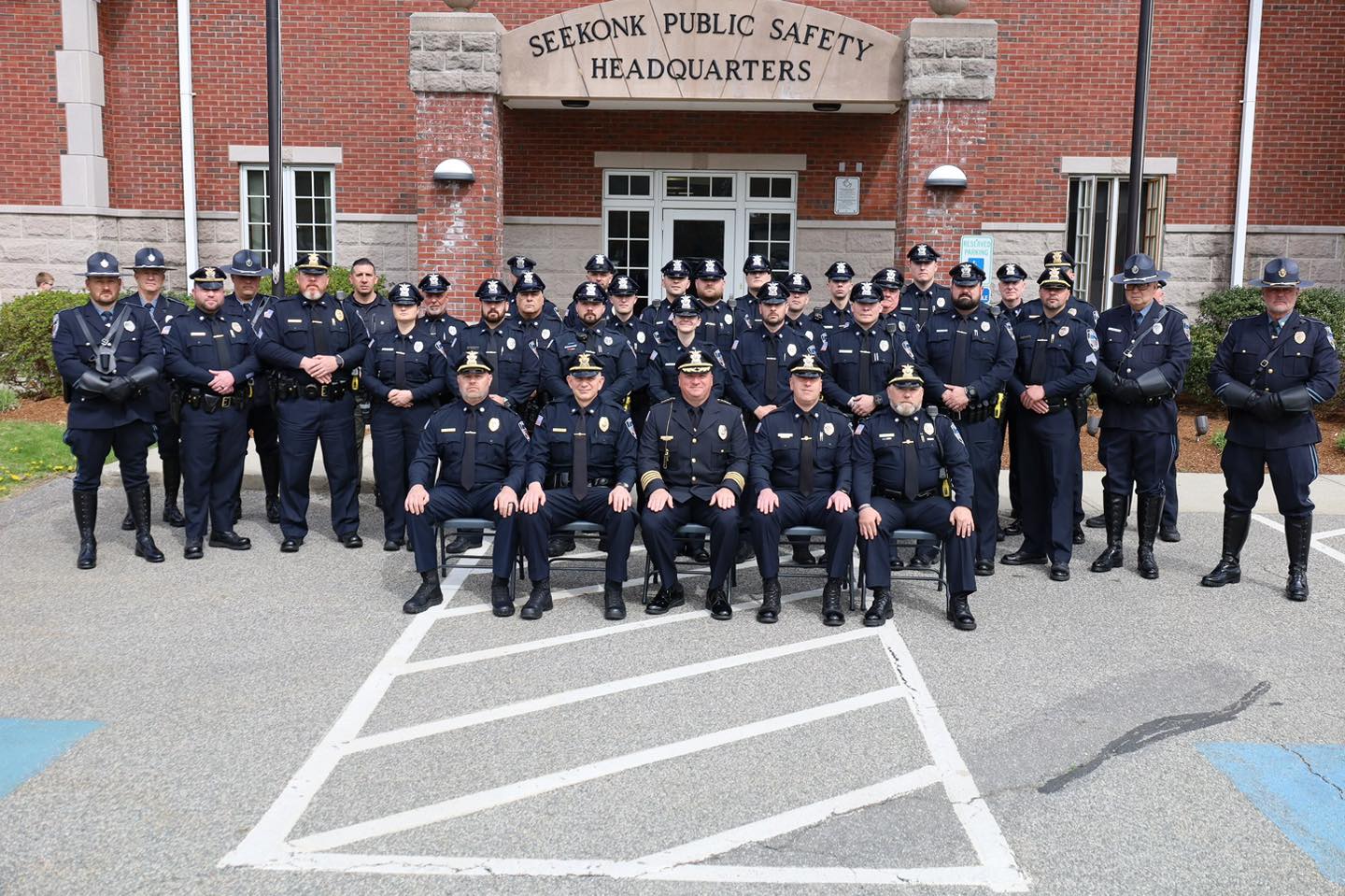 Seekonk swears in new police chief | ABC6