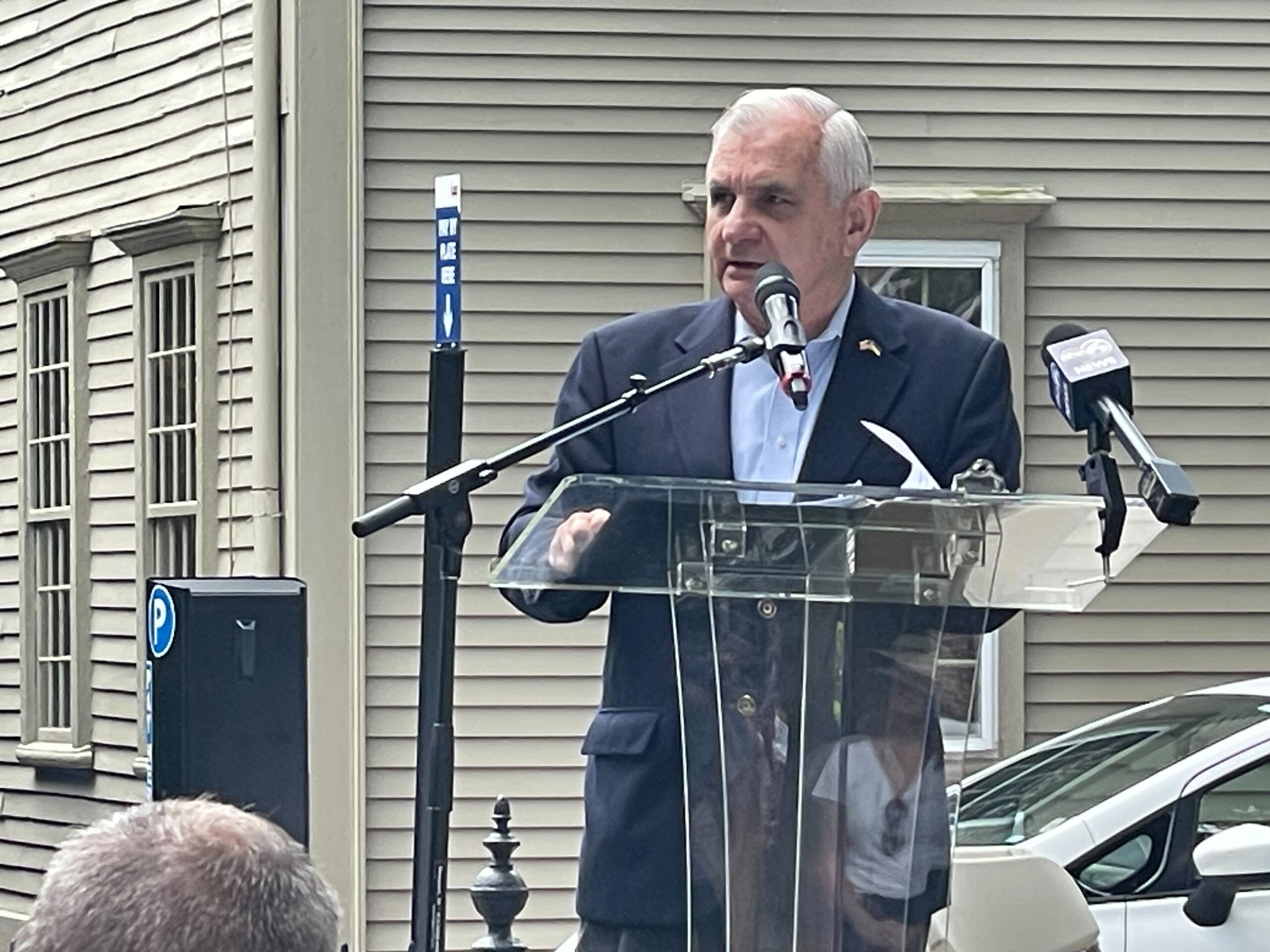 Sen. Reed, community leaders celebrate in Newport ABC6