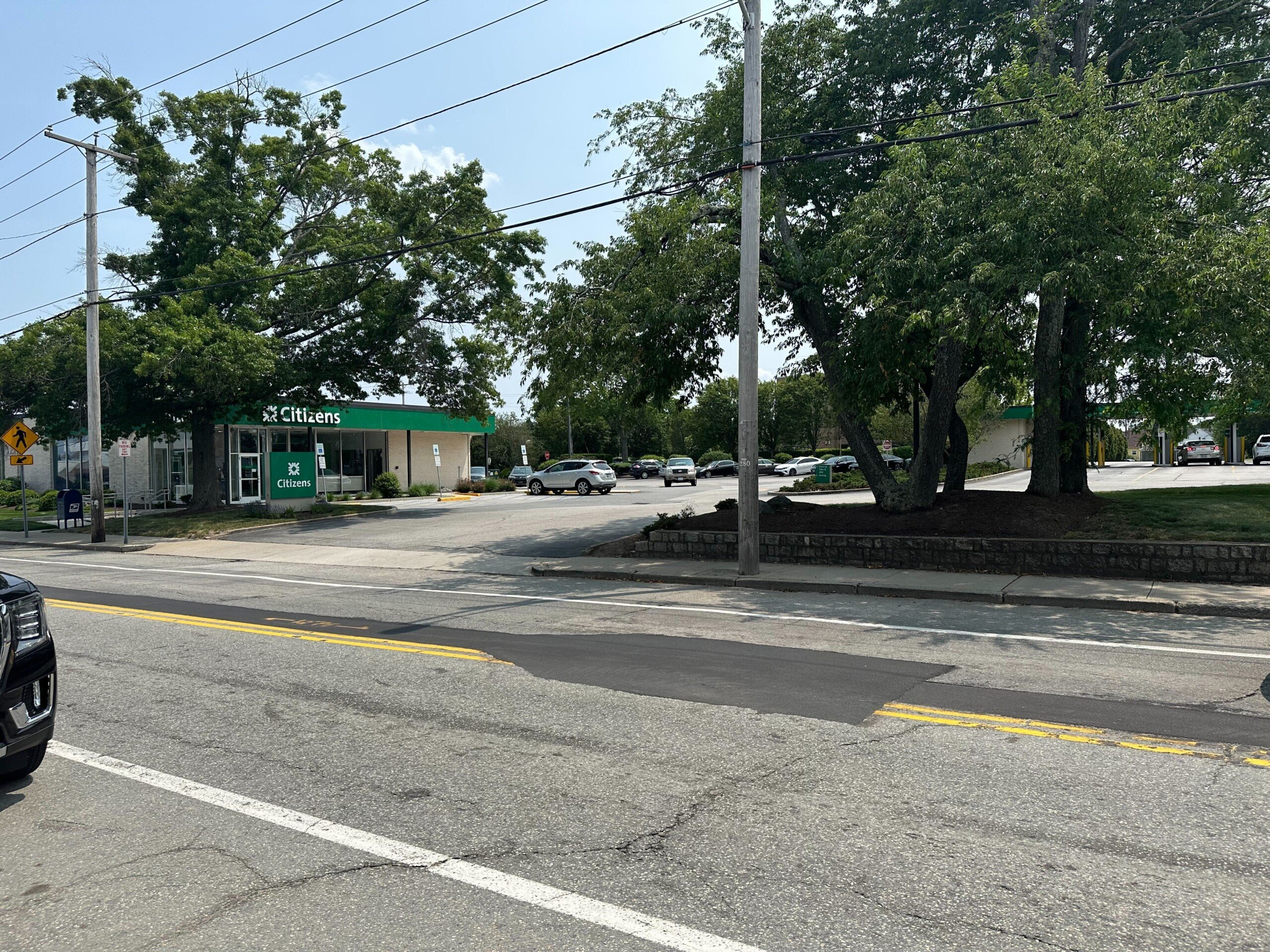 Cranston Citizens Bank robbed Friday | ABC6