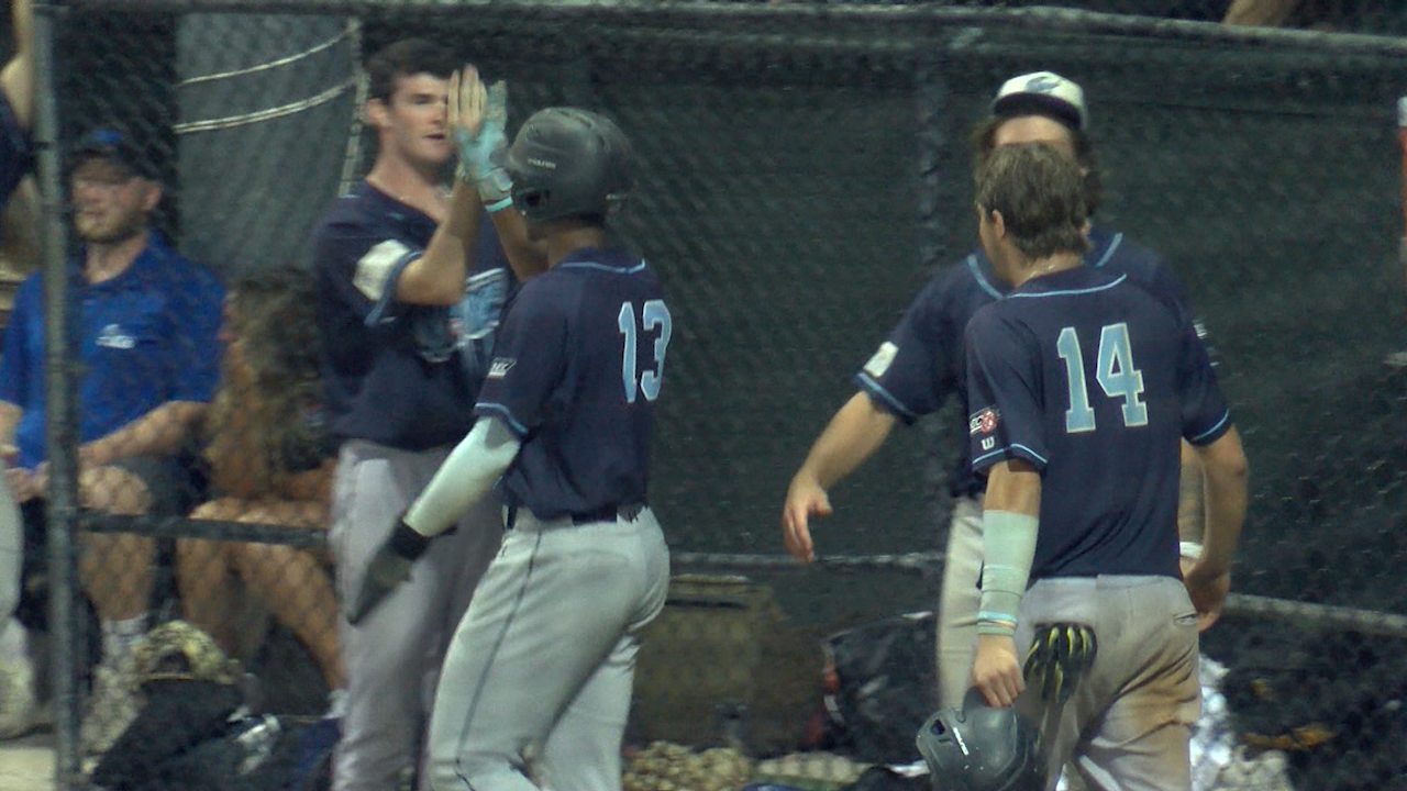 Waves Rally To Beat Gulls In Game 1 of NECBL Playoff Series ABC6