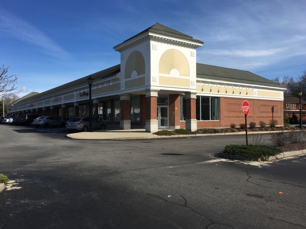 3 new tenants coming to Barrington Shopping Center in 2023 | ABC6