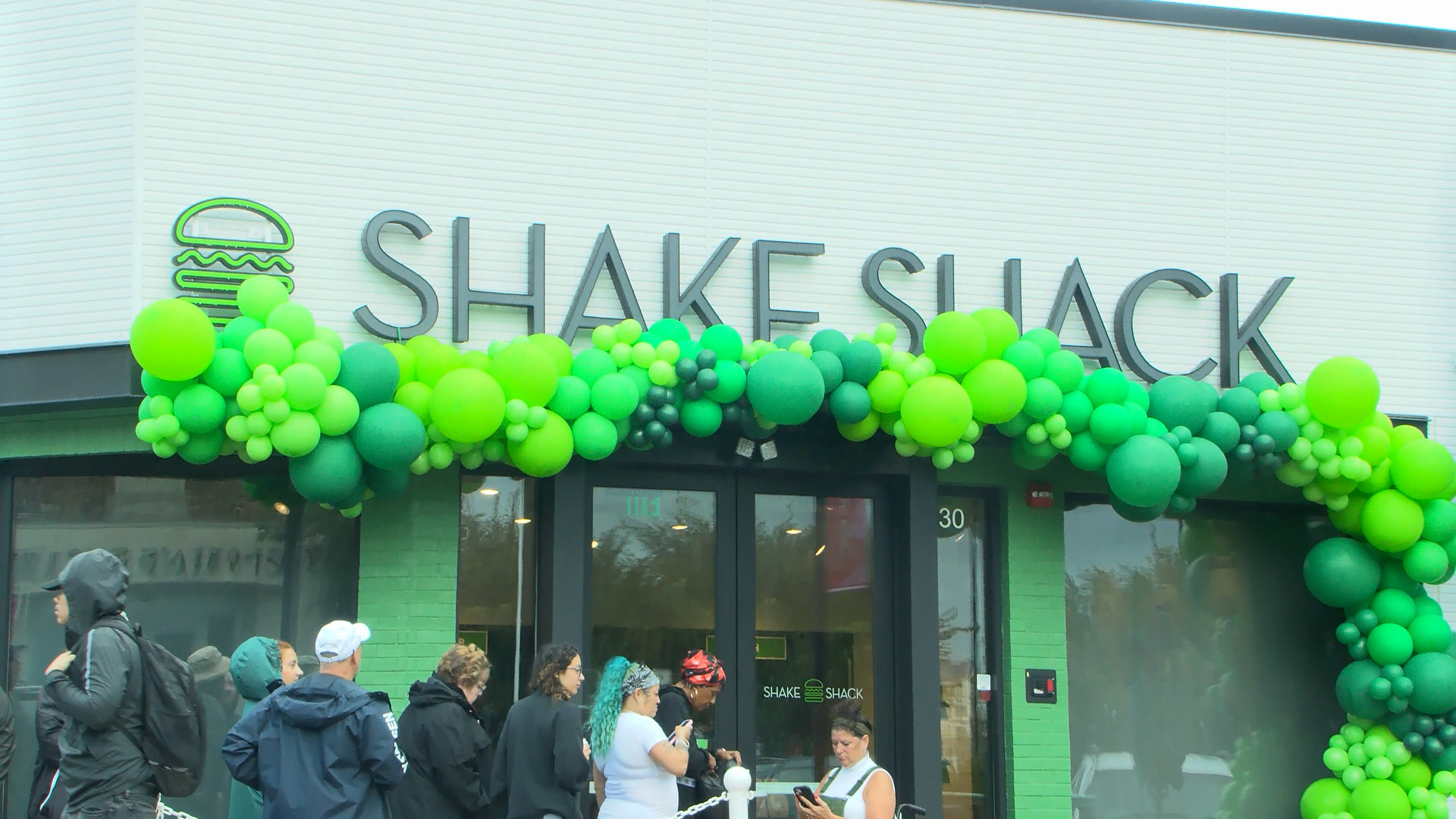 Shake Shack Garden City Cranston Photos