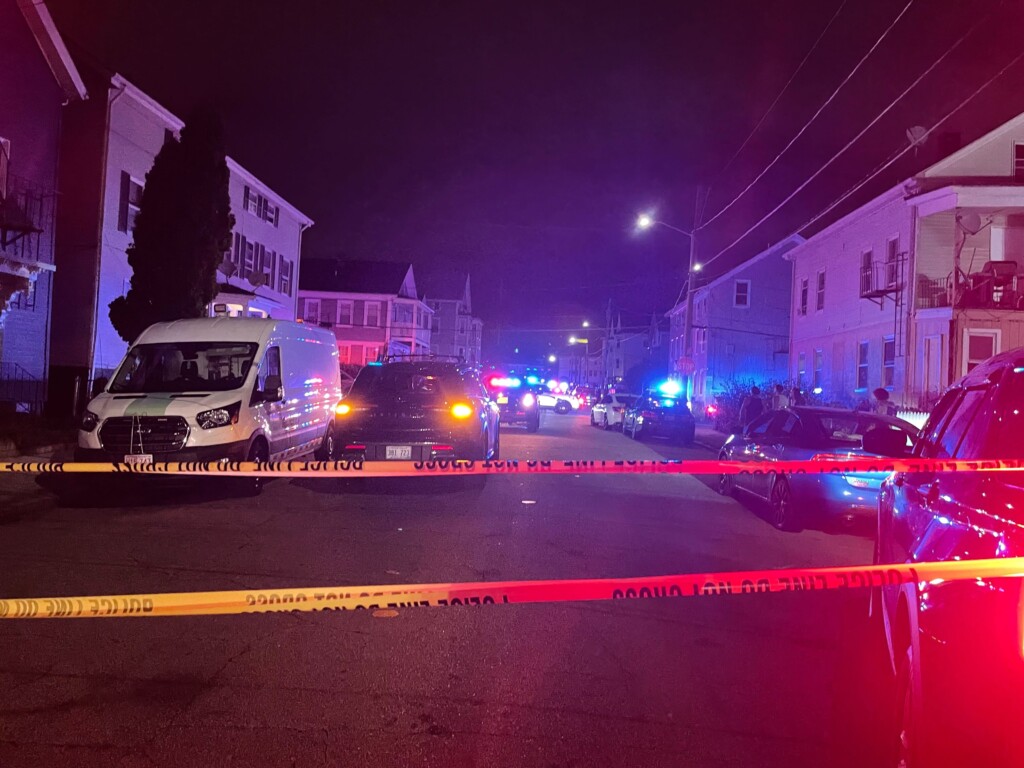 1 dead, 1 injured after shooting in Central Falls ABC6