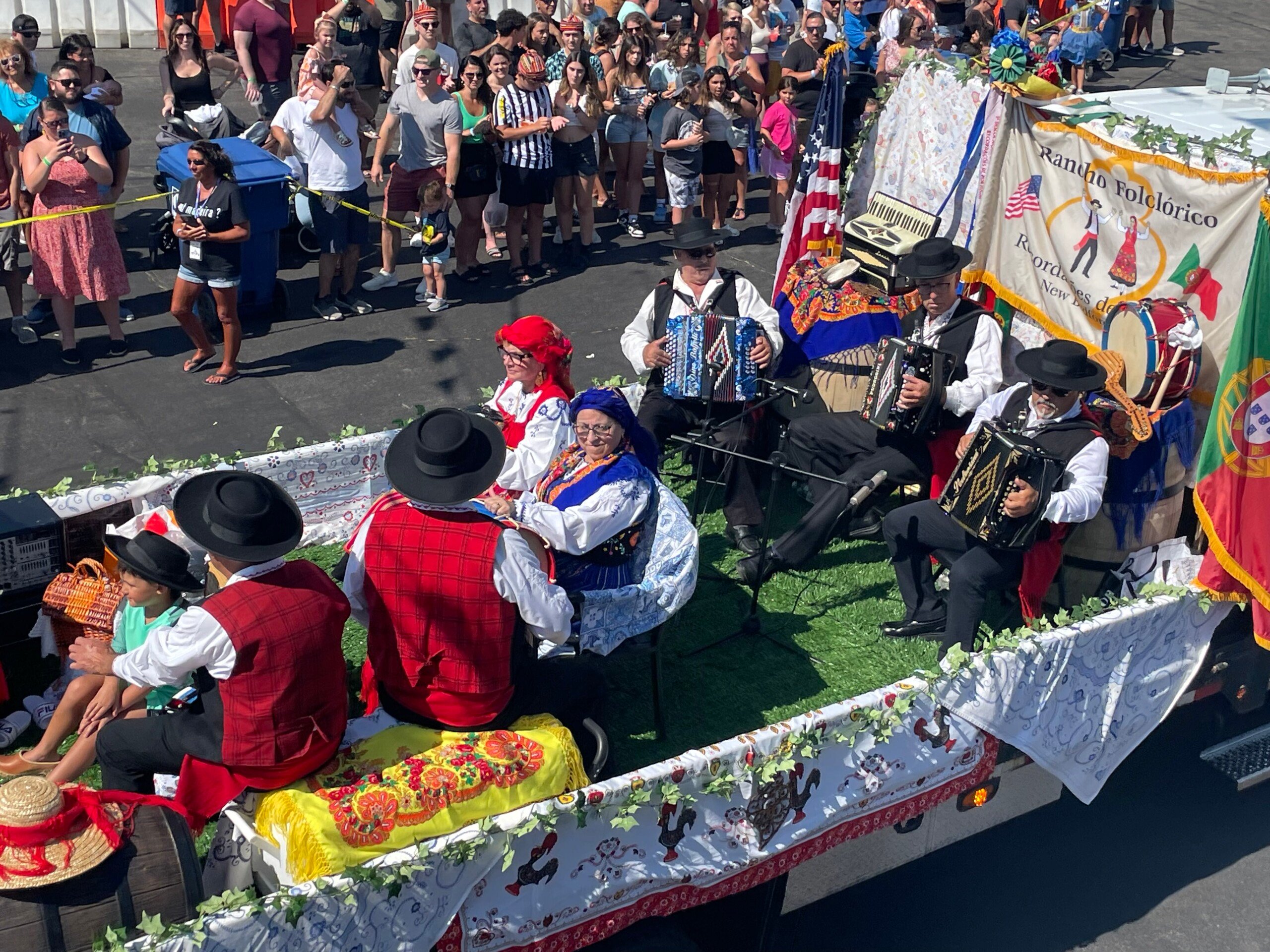 New Bedford celebrates Feast of the Blessed Sacrament parade ABC6