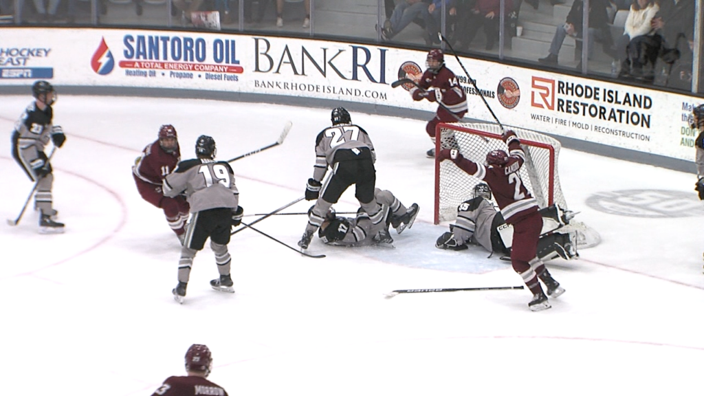 26939 Vo Pc Umass Mhk Rv Isteele00 00 28 26still001