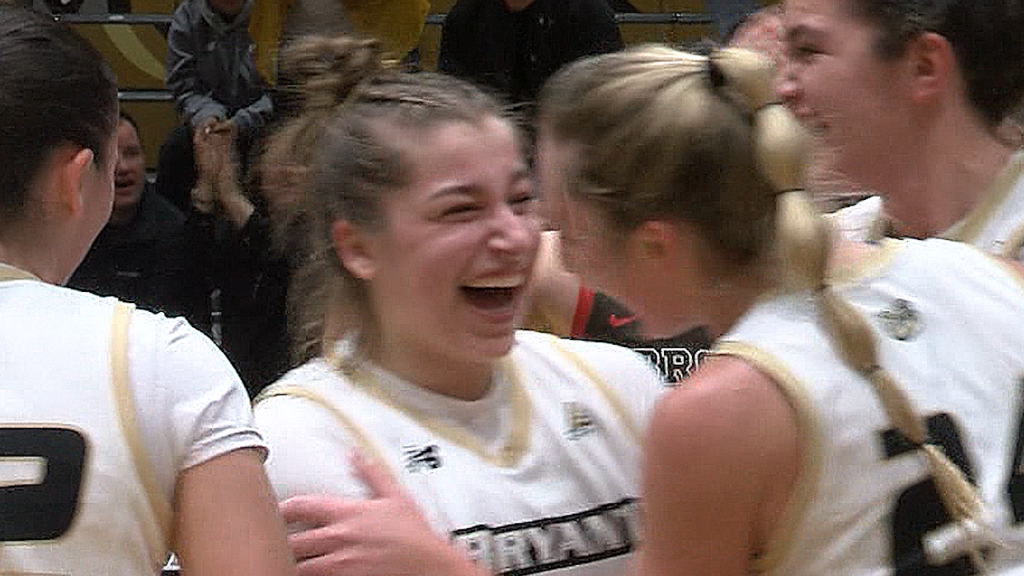 30079 Vo Pc Mbb Rv Brown Recap Isteele00 01 14 00still002