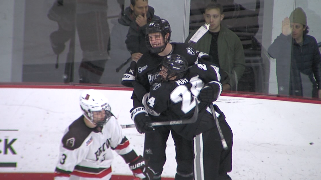 32324 Vo Pc Brown Mhk V Isteele00 00 42 41still001