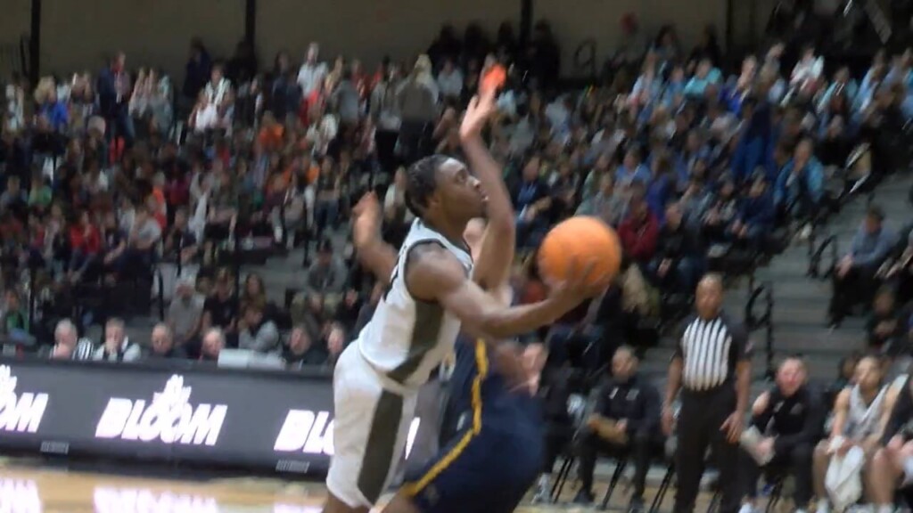 Timberlake Posts Second Triple Double In Bryant D I History, Bulldogs Run Past Drexel