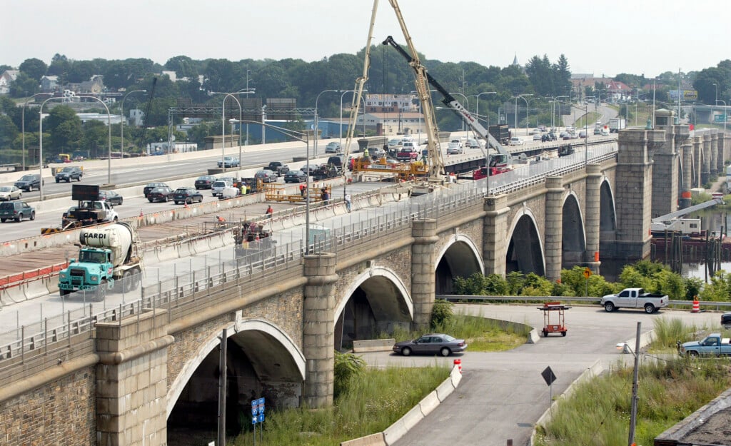 Correction Emergency Bridge Closure