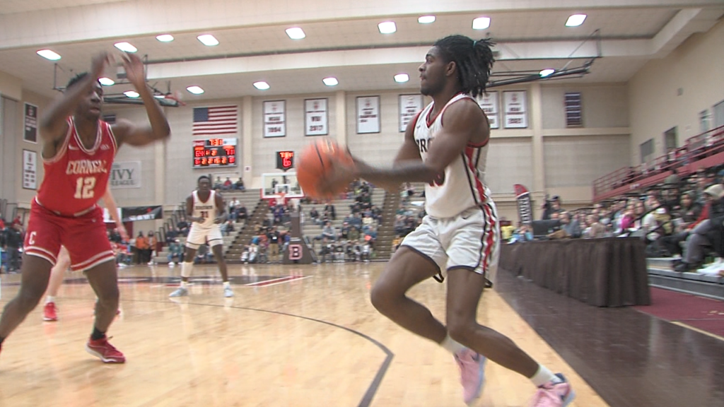 34805 Vo Brown Cornell Mbb V Isteele00 00 17 03still001