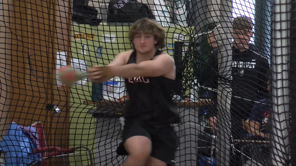 33957 Vo East Coast Track Invitational V Isteele Tria00 00 07 51still001