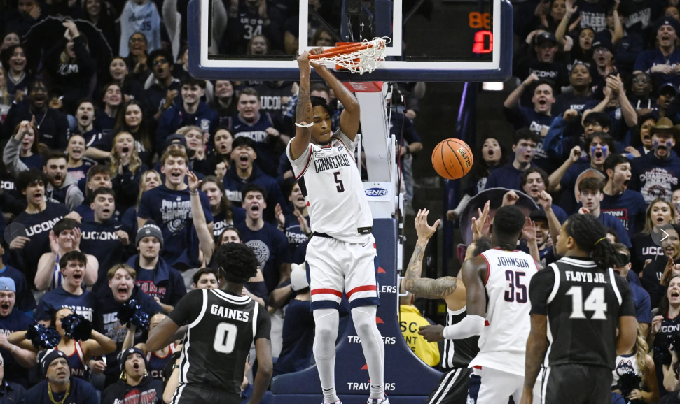Uconn 1 31