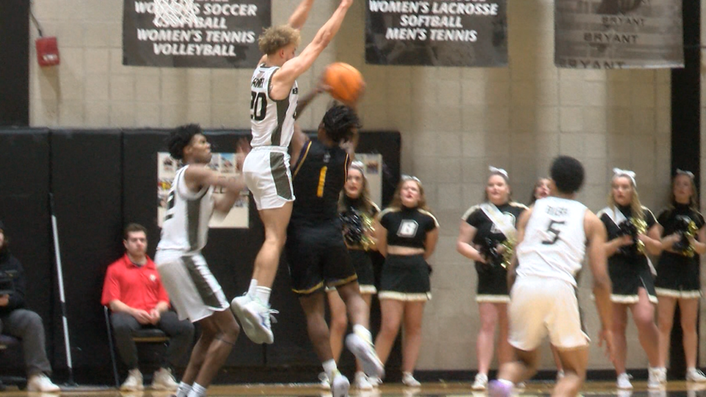 41256 Vo Bryant Albany Mbb Home Vo Ncoit Tria00 00 37 06still001