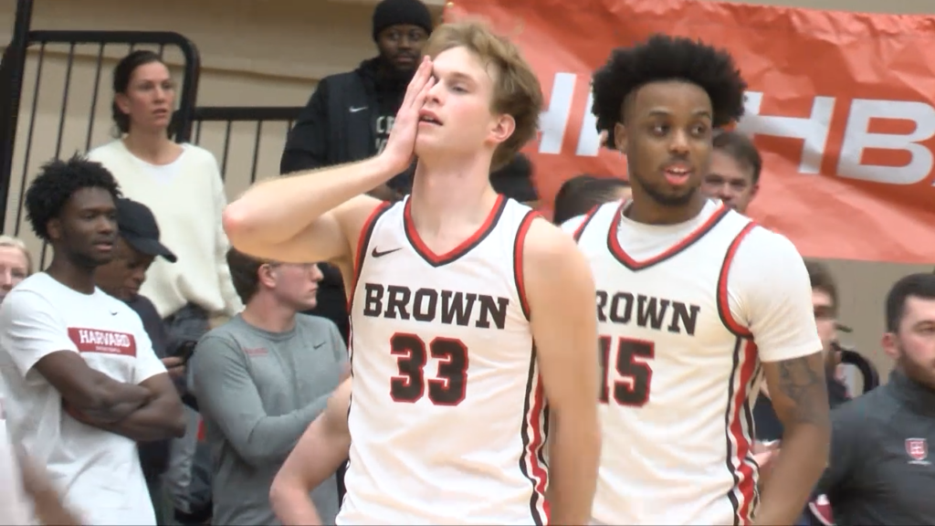 40781 Vo Brown Harvard Mbb Ov Ncoit00 01 11 51still001