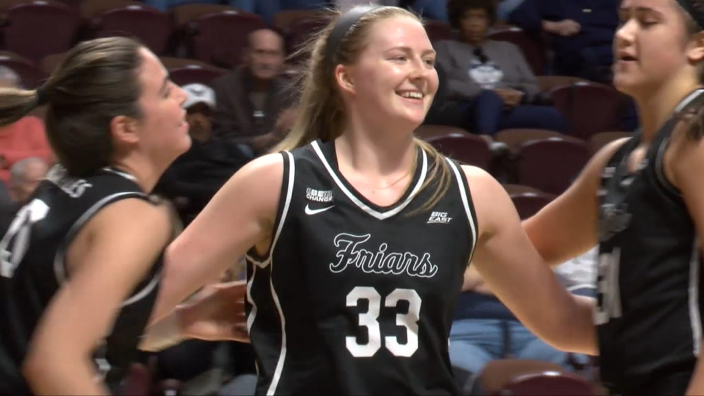 41833 Pkg Nick Pc Butler Wbb Be Pkg Isteele00 01 08 45still001