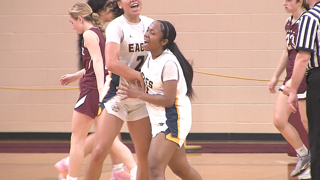 40853 Vo La Salle Barrington Gbb Semis Rv Ncoit00 04 16 29still001