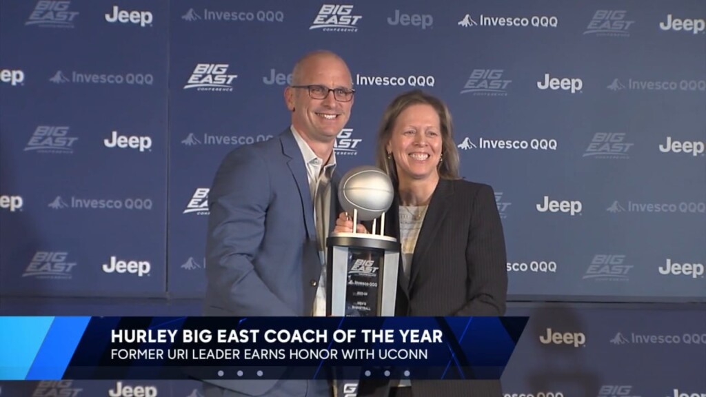 Dan Hurley Wins Big East Coach Of The Year Award