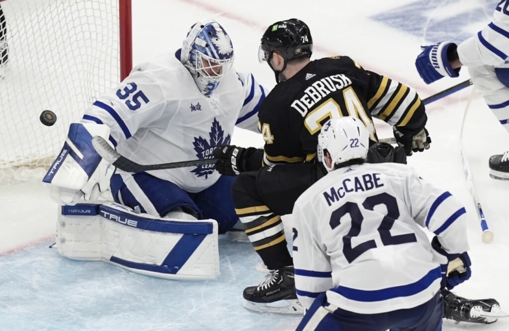 Bruins Win 4 20