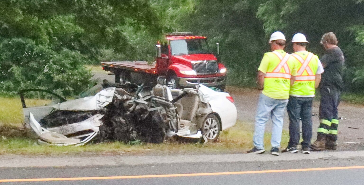 Woman dies after crash in Plymouth | ABC6