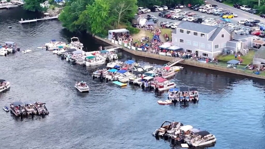 Missing Man Found In Lakeville Pond Pronounced Dead At Hospital