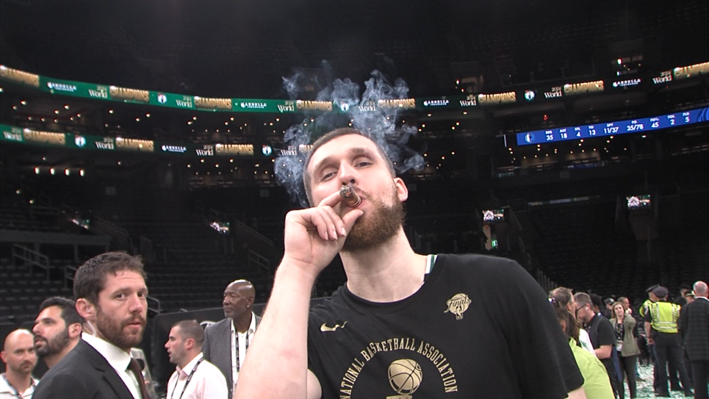 65951 Vo Celtics V Mykhailuk Jazz Isteele00 00 16 50still001