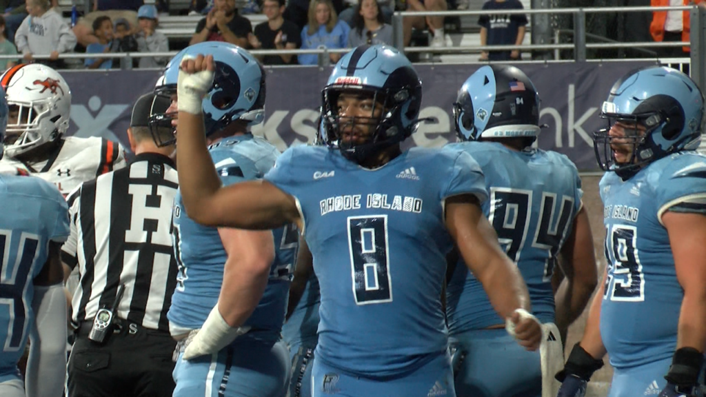 70686 Vo Uri Fb Rv Aj Pena Ncoit00 00 05 49still001