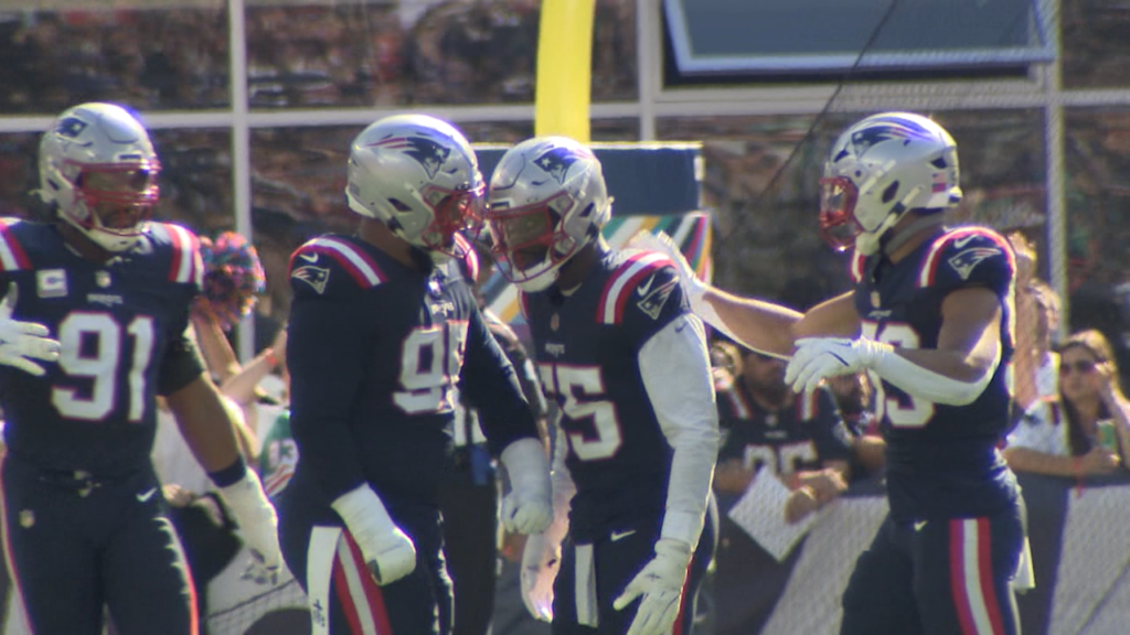 76245 Vo Patriots Ov Uche Trade Isteele00 00 11 49still001