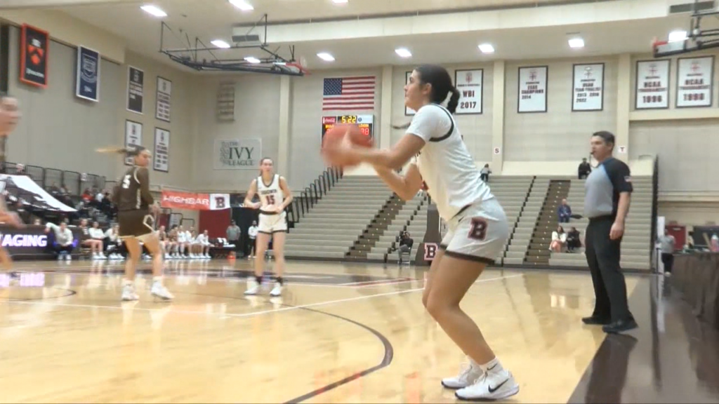 78885 Pkg Sportscast 11 P Ian 111724 Isteele00 03 23 05still002