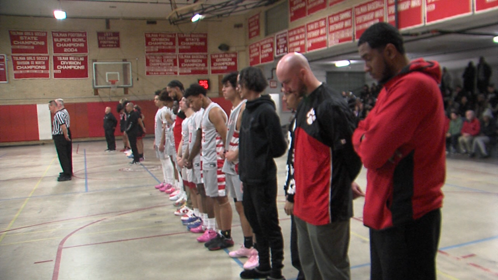 83533 Vo Tolman Rogers Bbb V Isteele00 00 12 07still001