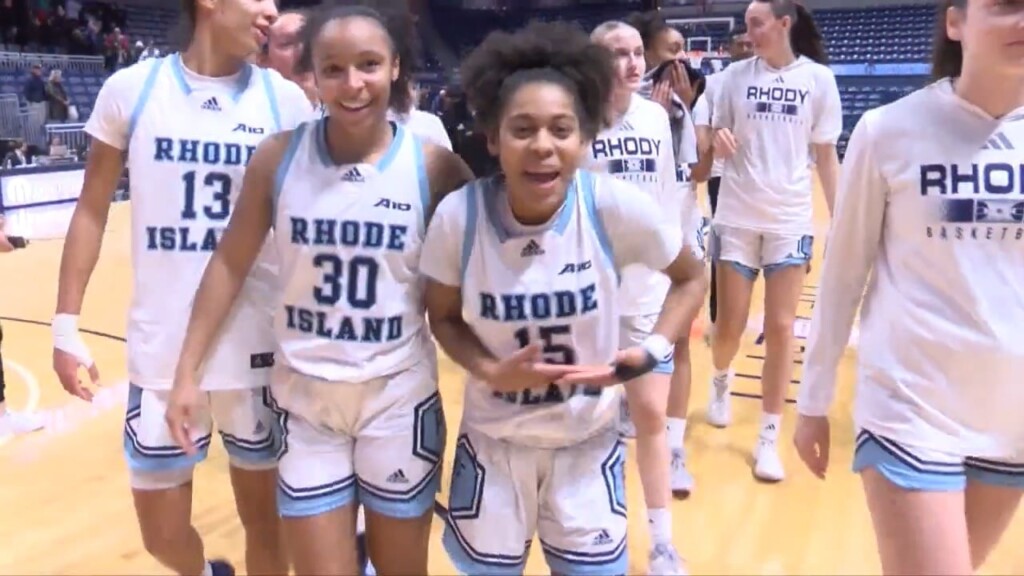 Vital's Layup In Final Seconds Pushes Uri Women's Hoops Past Umass