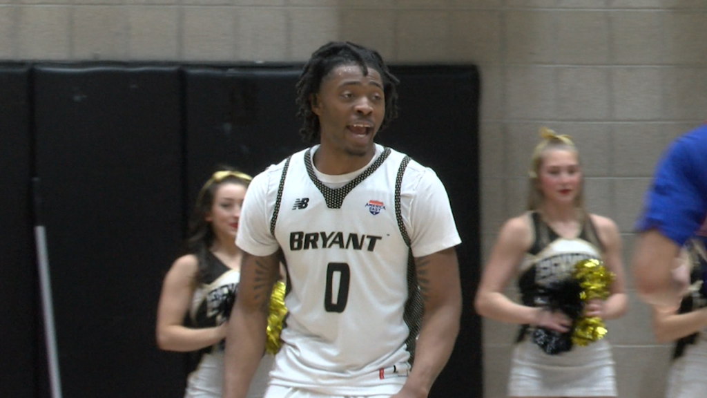 86802 Vo Bryant Mon Camp Vo Ncoit00 01 01 05still001