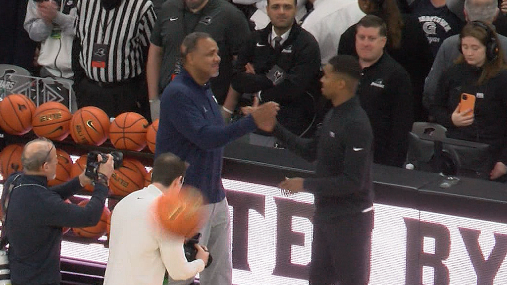 87491 Vo Pc Mbb Rv Georgetown Prep English Isteele00 02 08 14still001