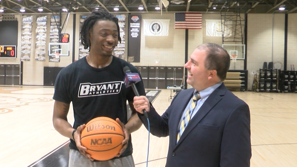 90572 Pkg Bryant Mbb P Earl Timberlake Ncoit00 00 32 57still003