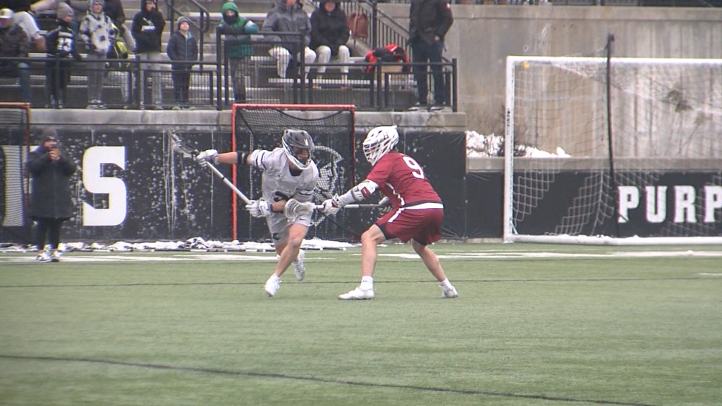 90195 Pkg Ian Sports P 6 21525 Ncoitmxf00 01 13 06still003