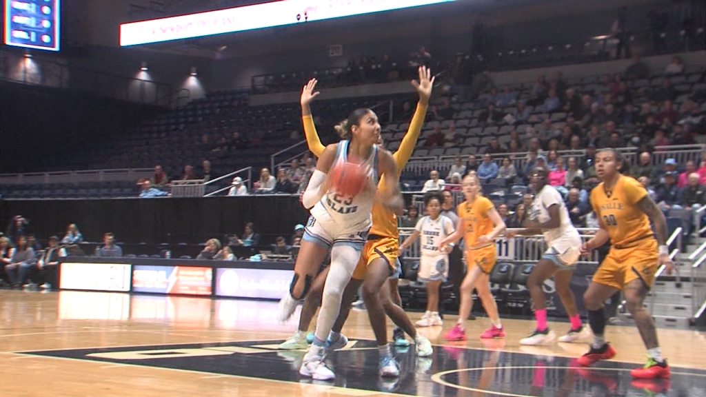 90195 Pkg Ian Sports P 6 21525 Ncoitmxf00 01 02 23still002