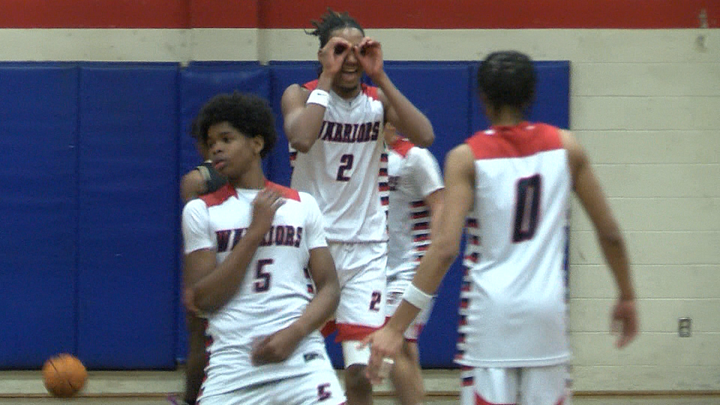 90591 Vo Davies Central Falls Bbb Vo Ncoit00 00 16 31still001