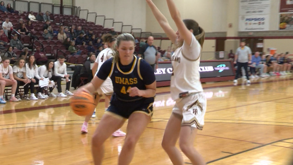 88970 Vo Umd Ric Wbb V Ncoitmxf00 00 26 09still001